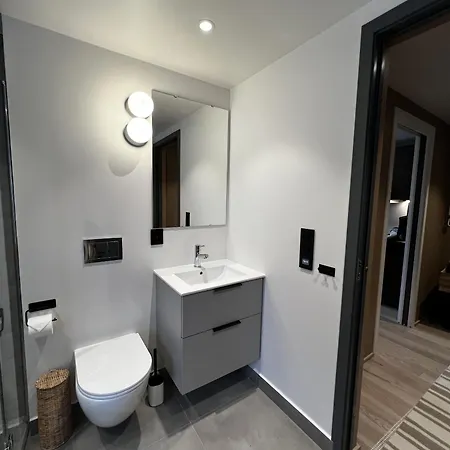 Aurora Apartment, *
